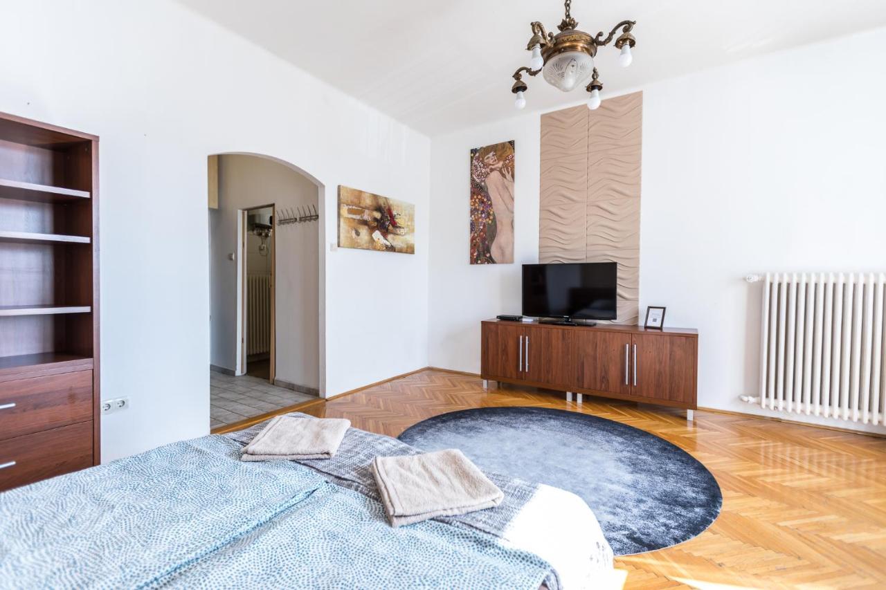 Danube Apartment Budapest Esterno foto