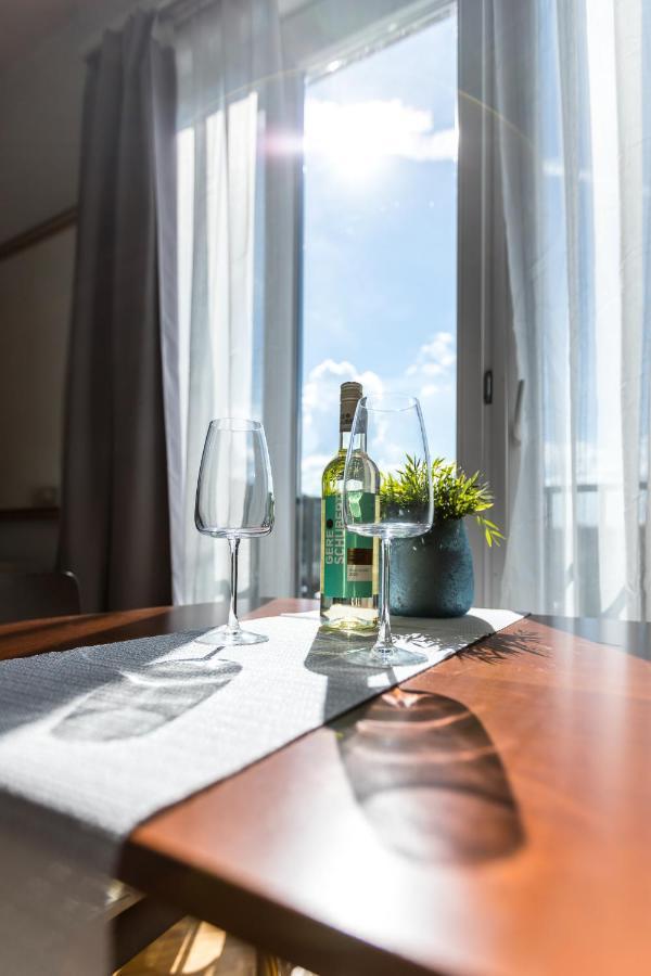 Danube Apartment Budapest Esterno foto