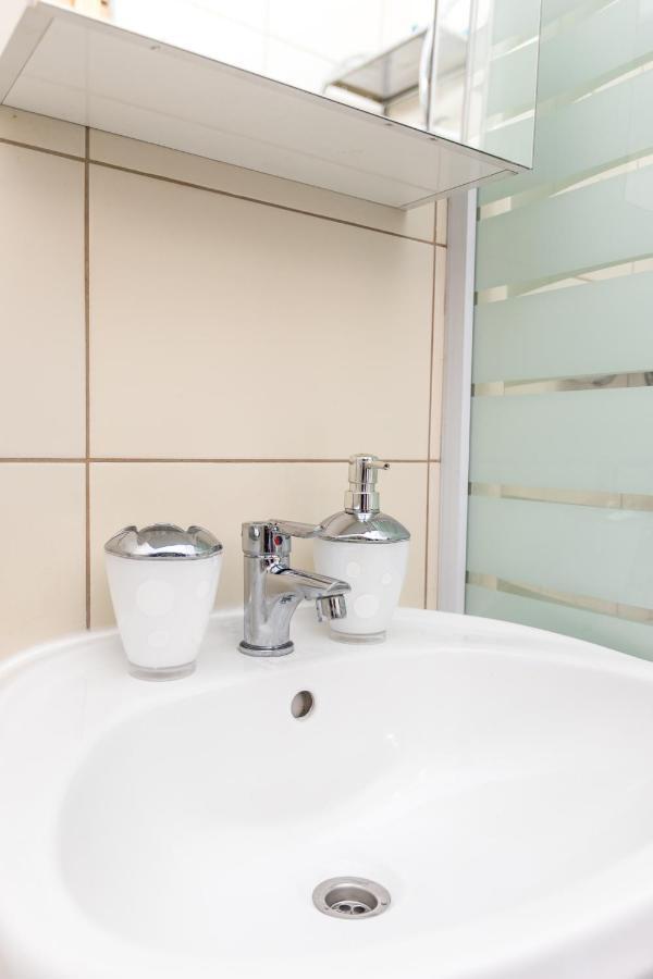 Danube Apartment Budapest Esterno foto