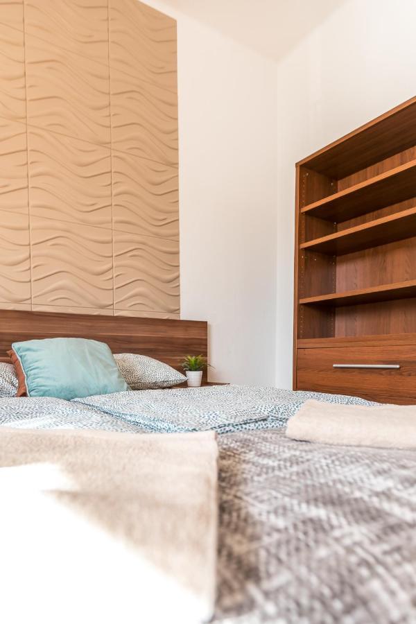 Danube Apartment Budapest Esterno foto